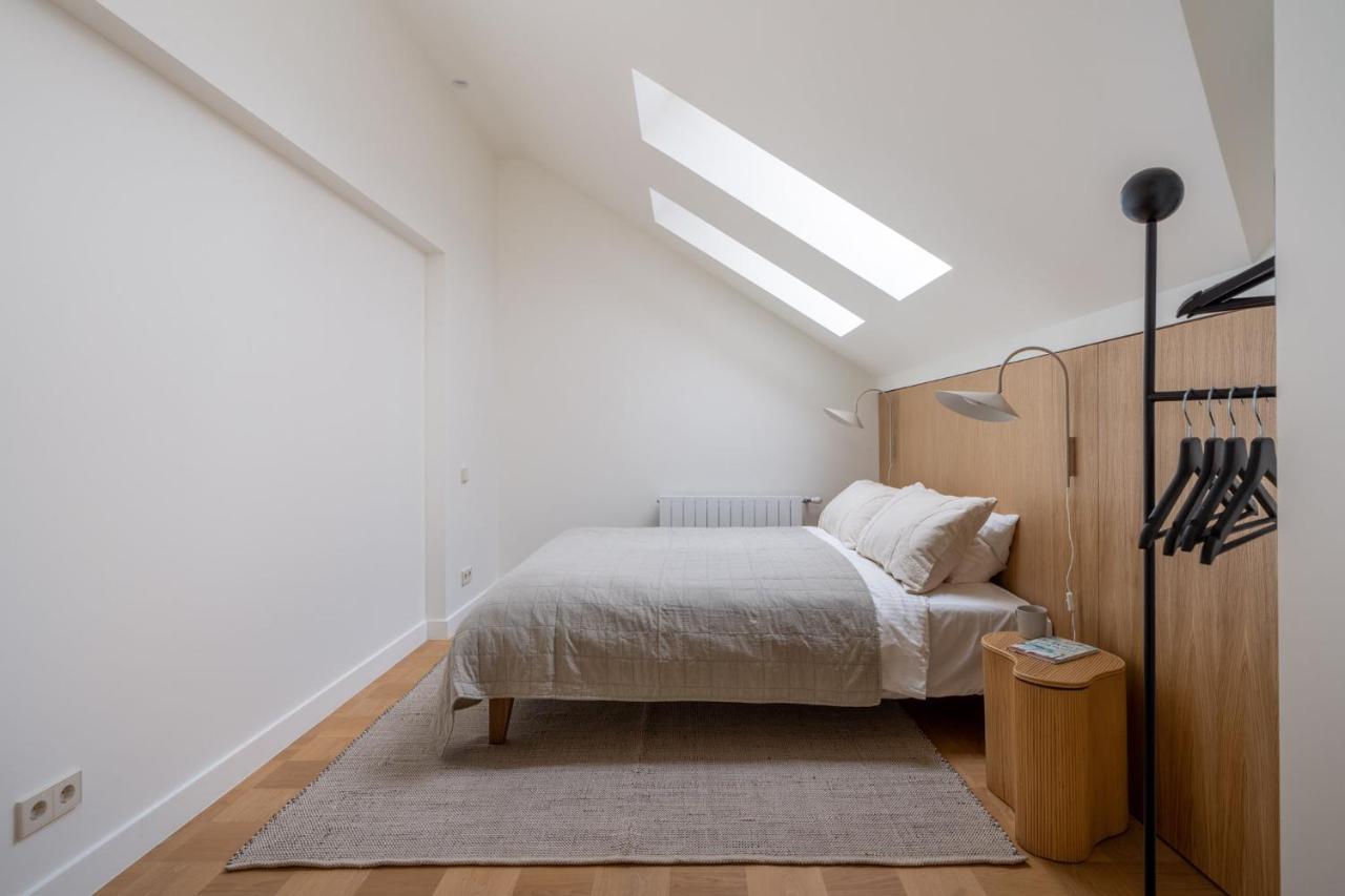 Bright Designer Apartment In City Centre Riga Exterior photo